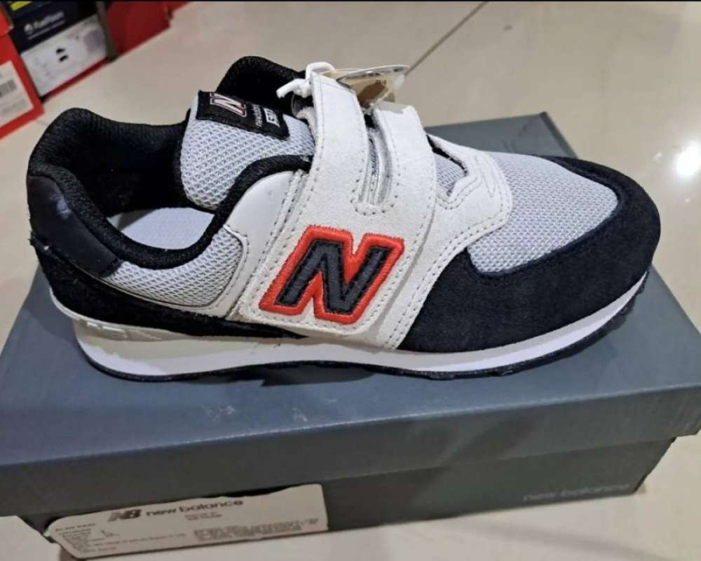 Jual ORI SEPATU ANAK NEW BALANCE 574 PV574SV1 32.5 di Seller