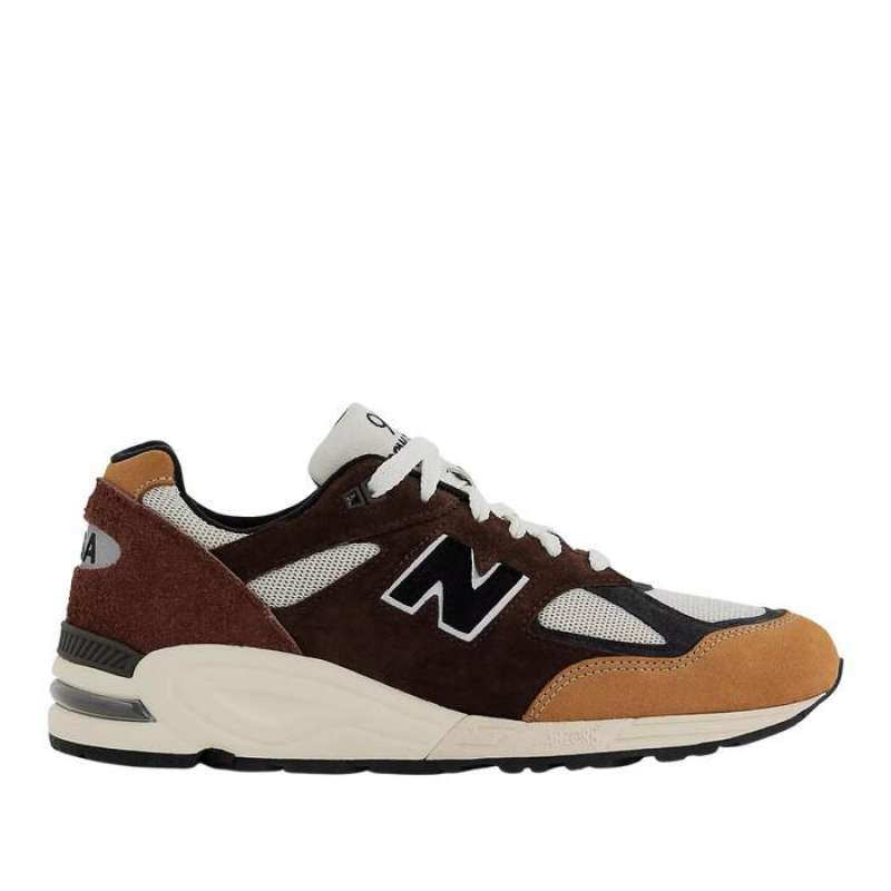 1 NEW BALANCE ORIGINAL STORE 100 M990BB2