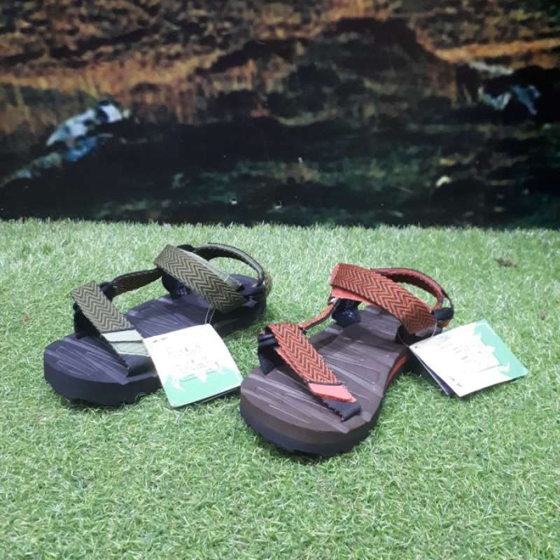 Sandal rei store