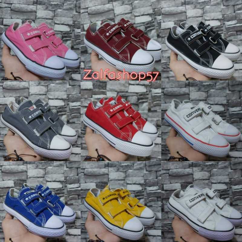 Kids converse shop velcro shoes