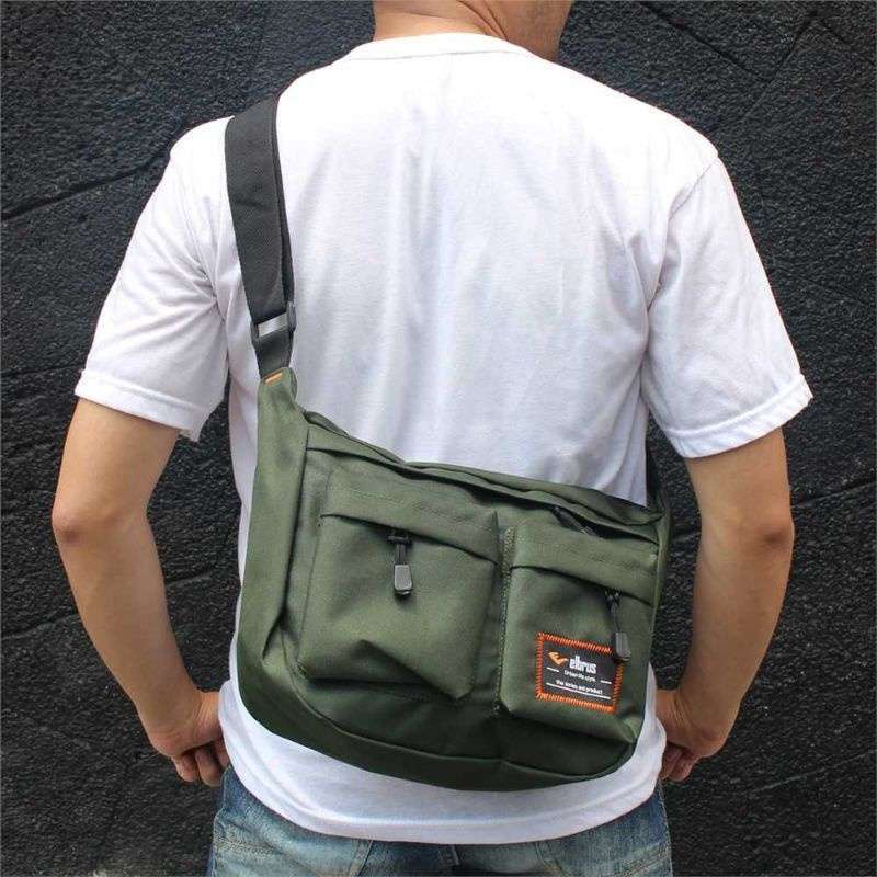 Sling hot sale bag besar