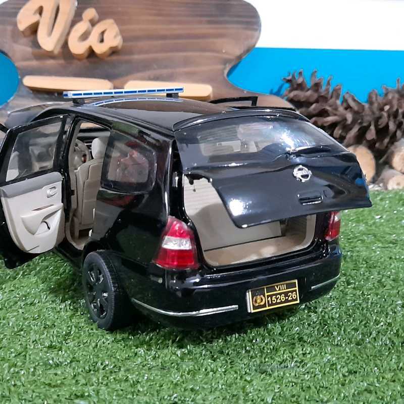 Jual Diecast Mimiatur Nissan Grand Livina hitam skala 1 18 di