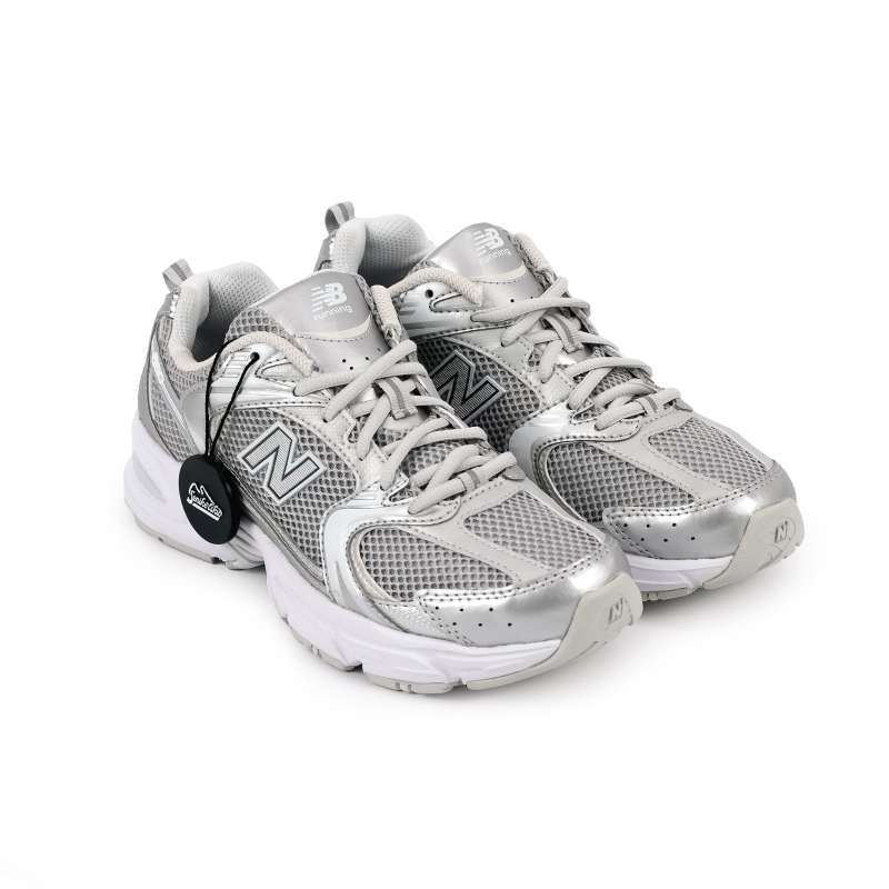 New balance 100 men silver top