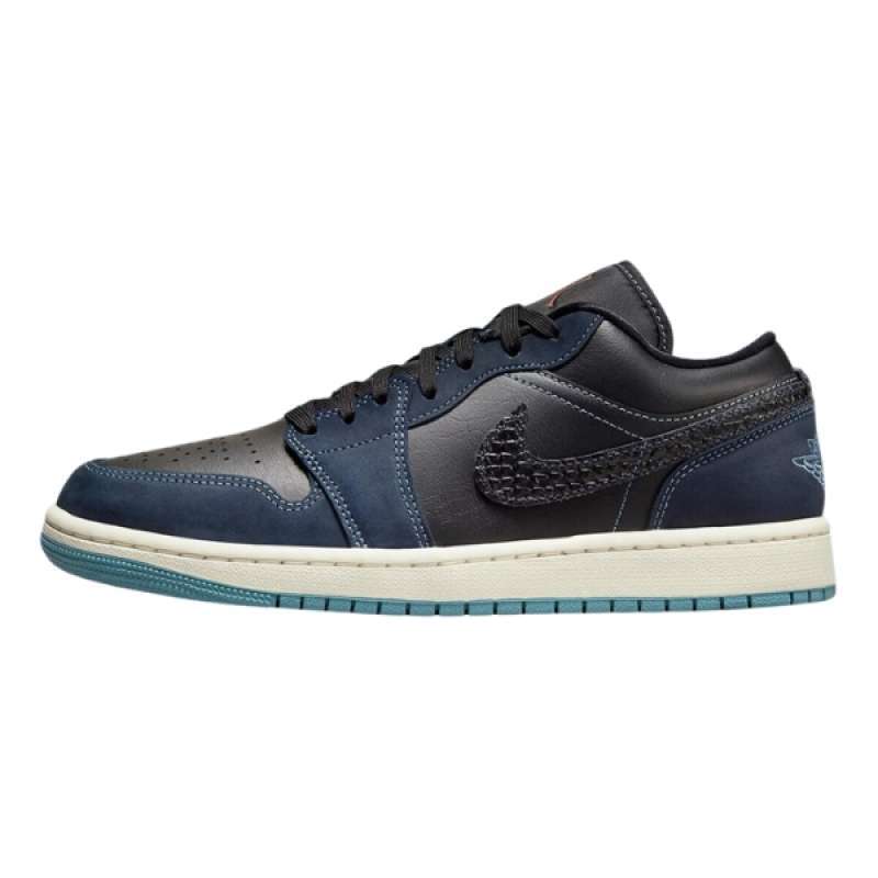 Nike air jordan store snakeskin