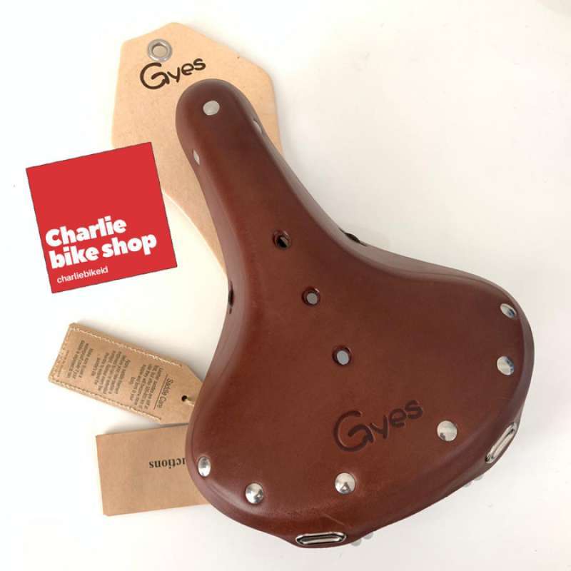 Gyes saddle shop