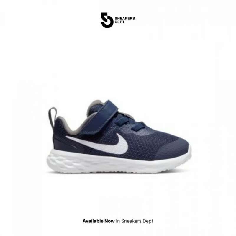Harga sepatu nike revolution 3 on sale