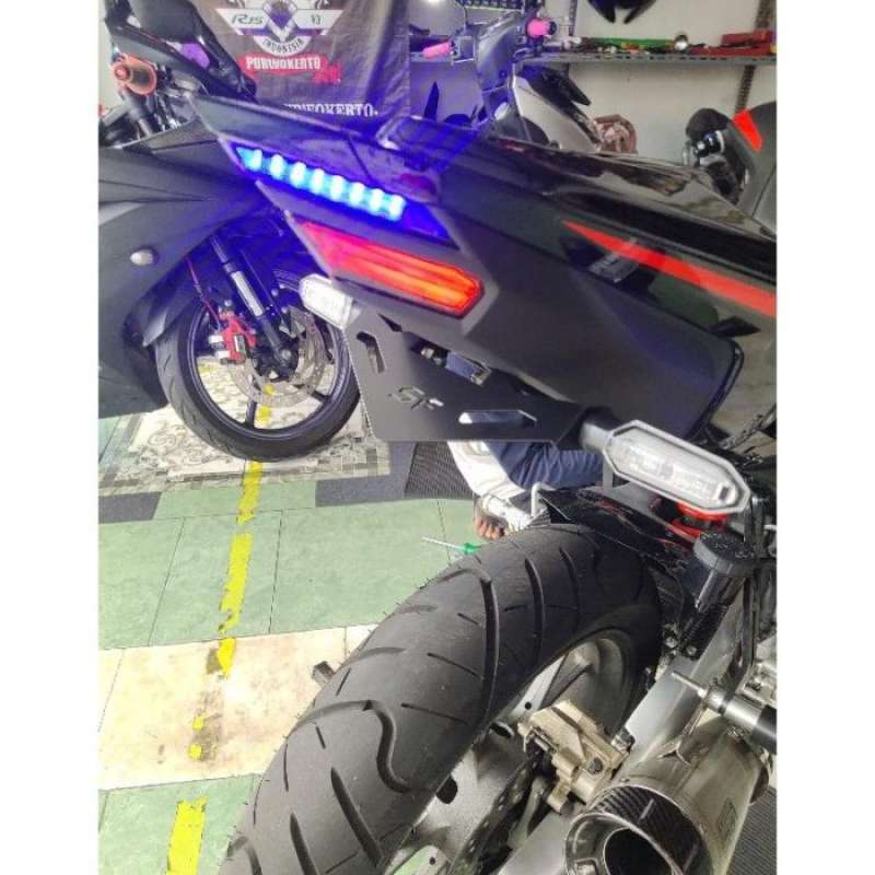 Tail tidy street fender best sale cbr150r
