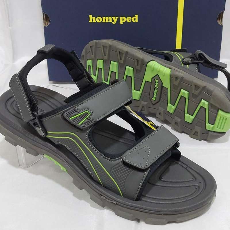 Model online sandal homyped