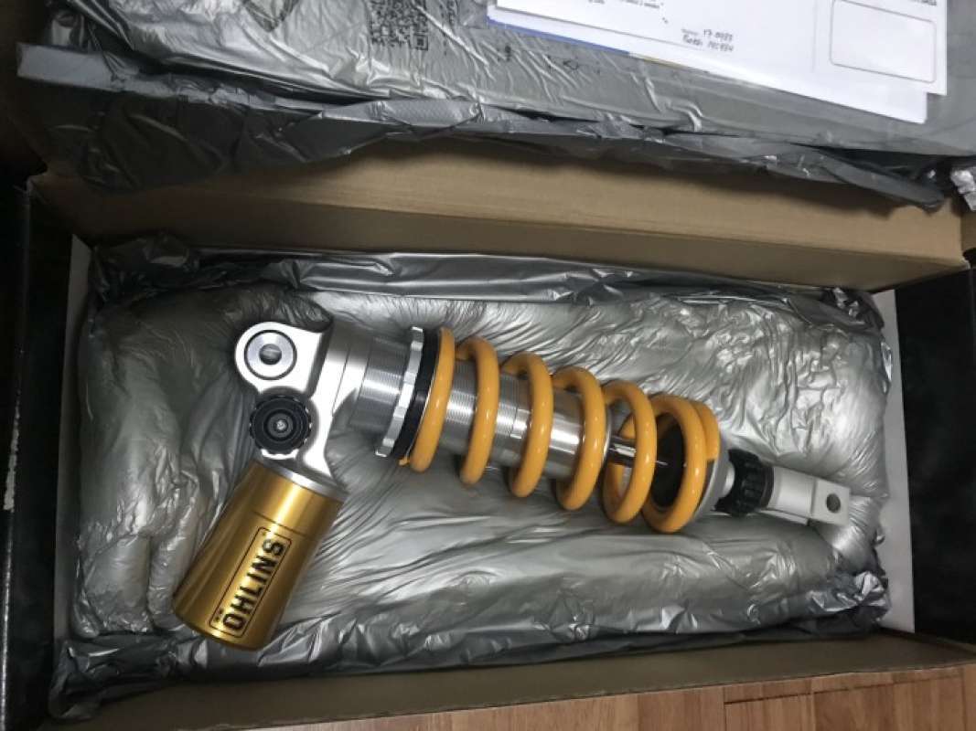 Ohlins z800 top