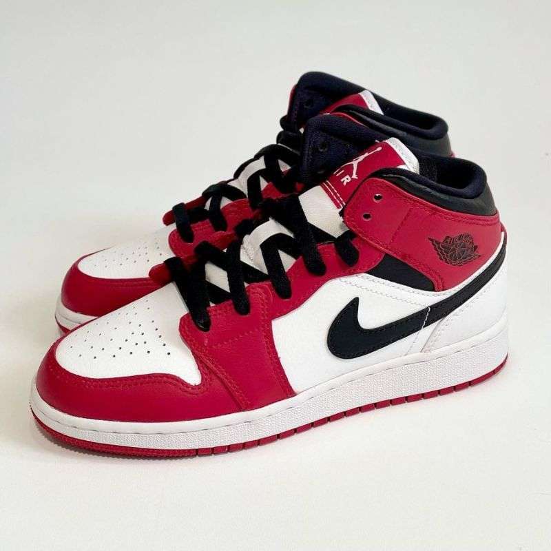 Sepatu jordan yeezy top