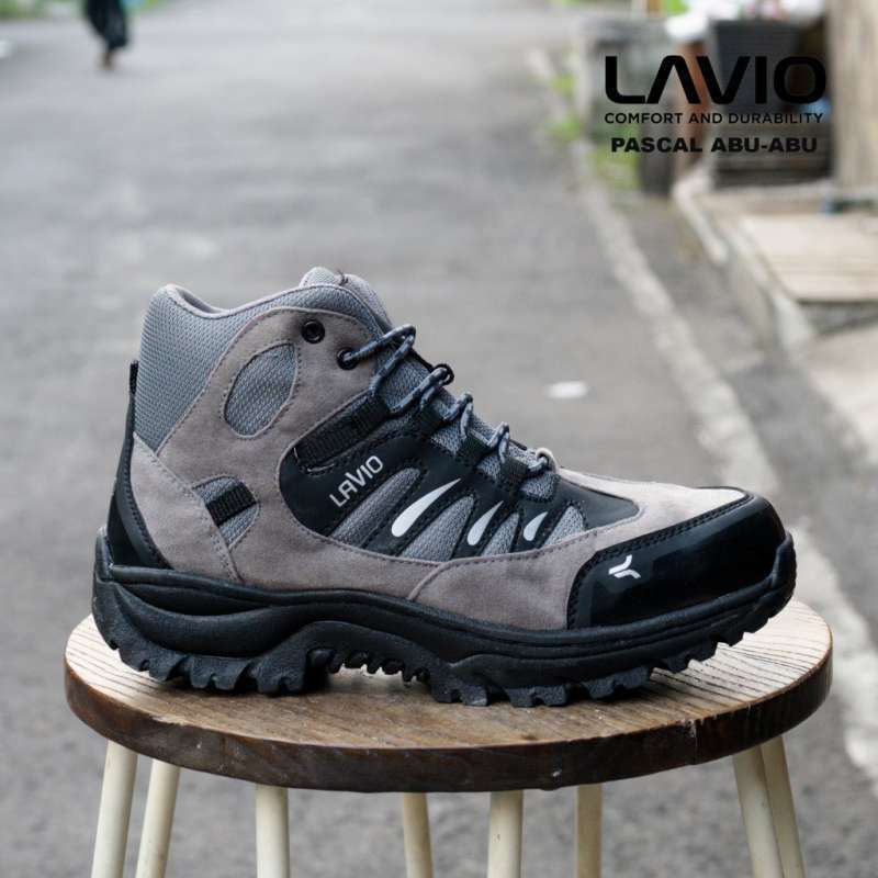 Sepatu safety clearance keen