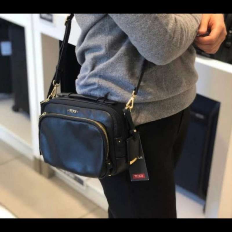 Tumi luanda top