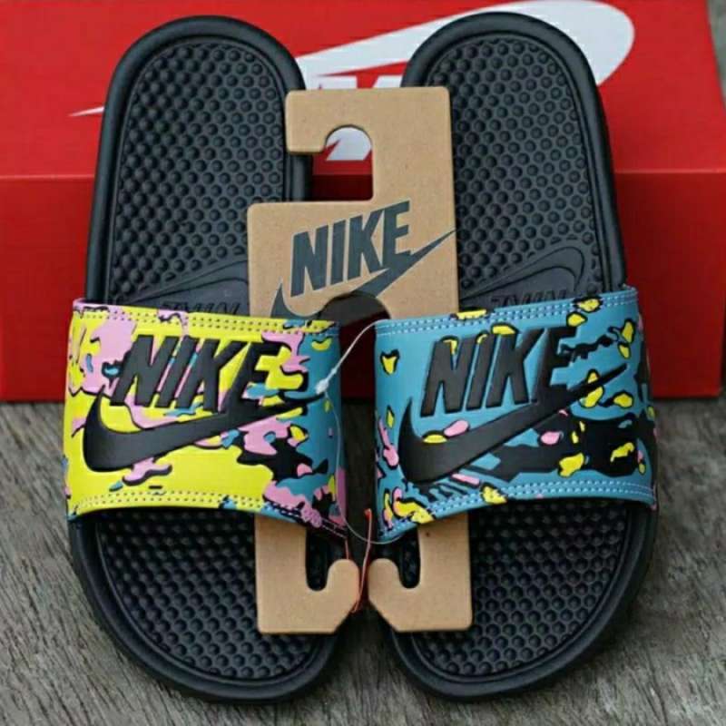 Harga sandal nike benassi 2025