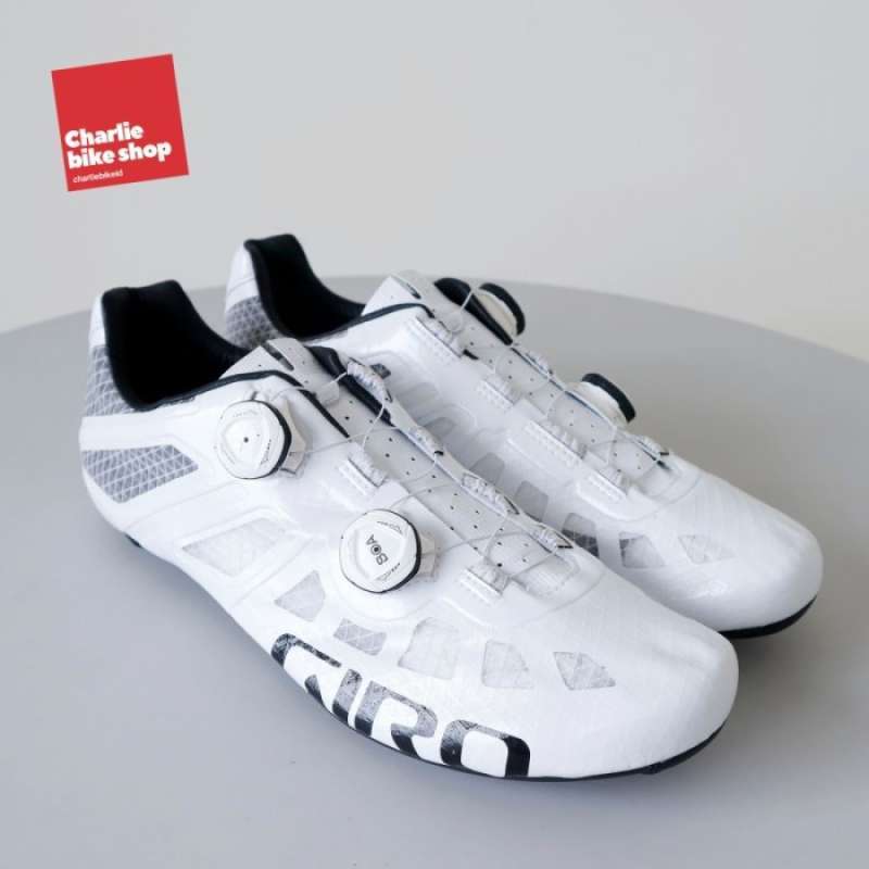 Sepatu cleat best sale giro