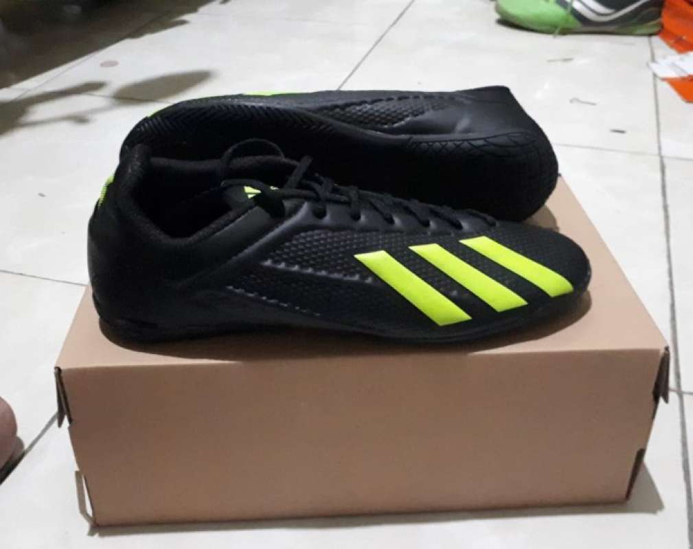 Model adidas terbaru 2018 sales