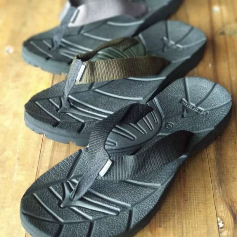 Sandal eiger hotsell lightspeed original