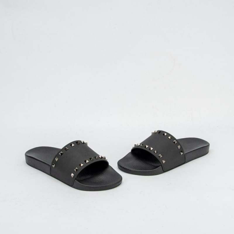 Harga sandal valentino garavani online