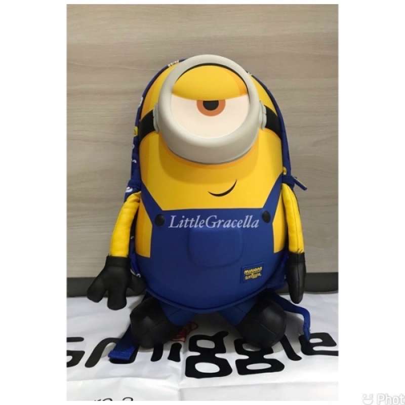 Minion bag pack from smiggle