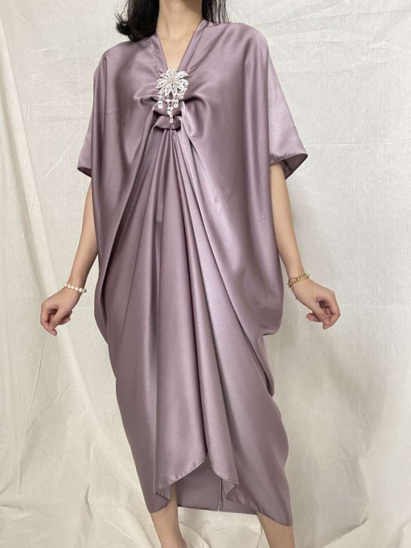 Jual New Kaftan Wanita Polos Elegant Bahan Satin Premium Maxmara