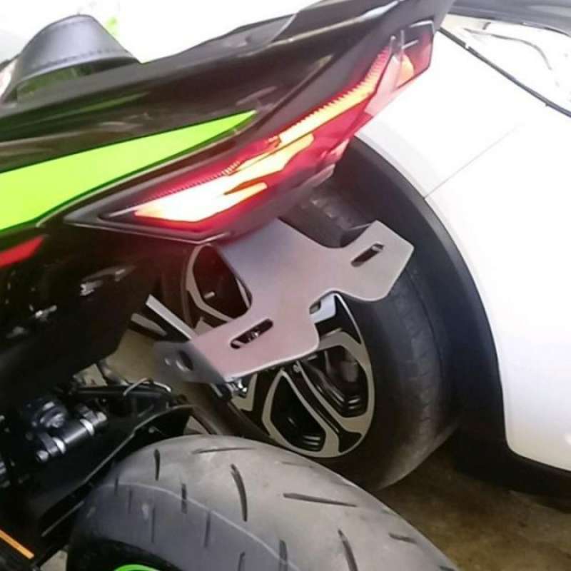Tail tidy discount zx25r