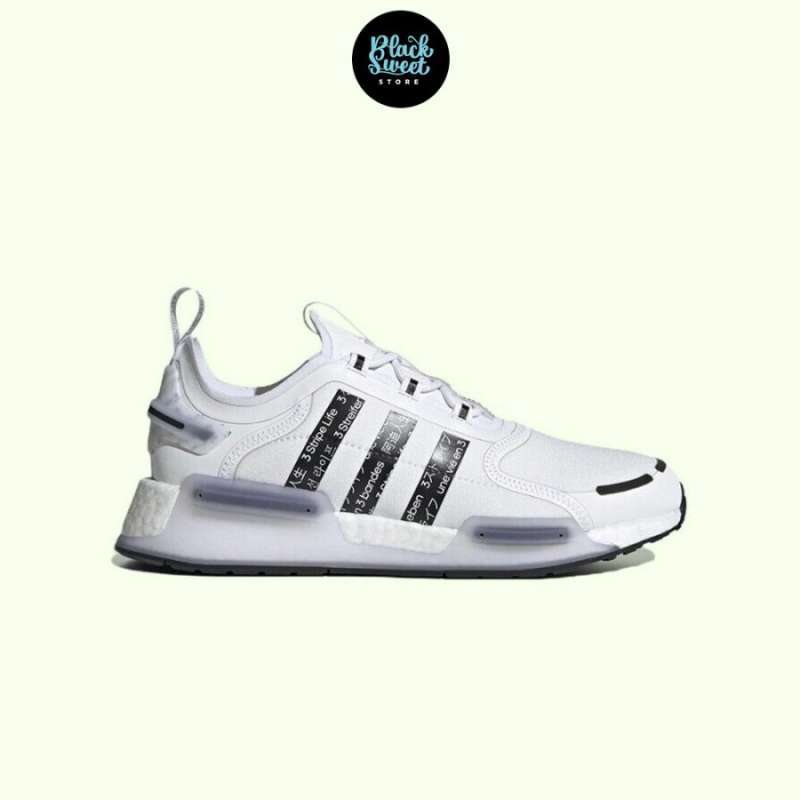 Sepatu sneakers adidas nmd store