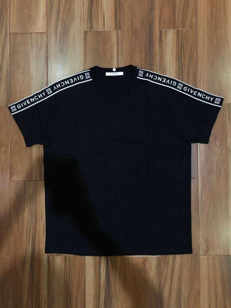 Jual Givenchy Authentic T shirt 58 Di Seller Mhs Authentic Mhs Kota Surabaya Blibli