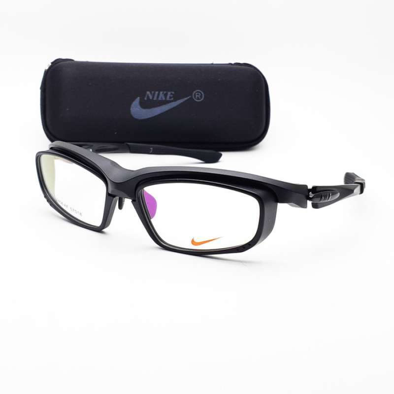 Nike 7406 store