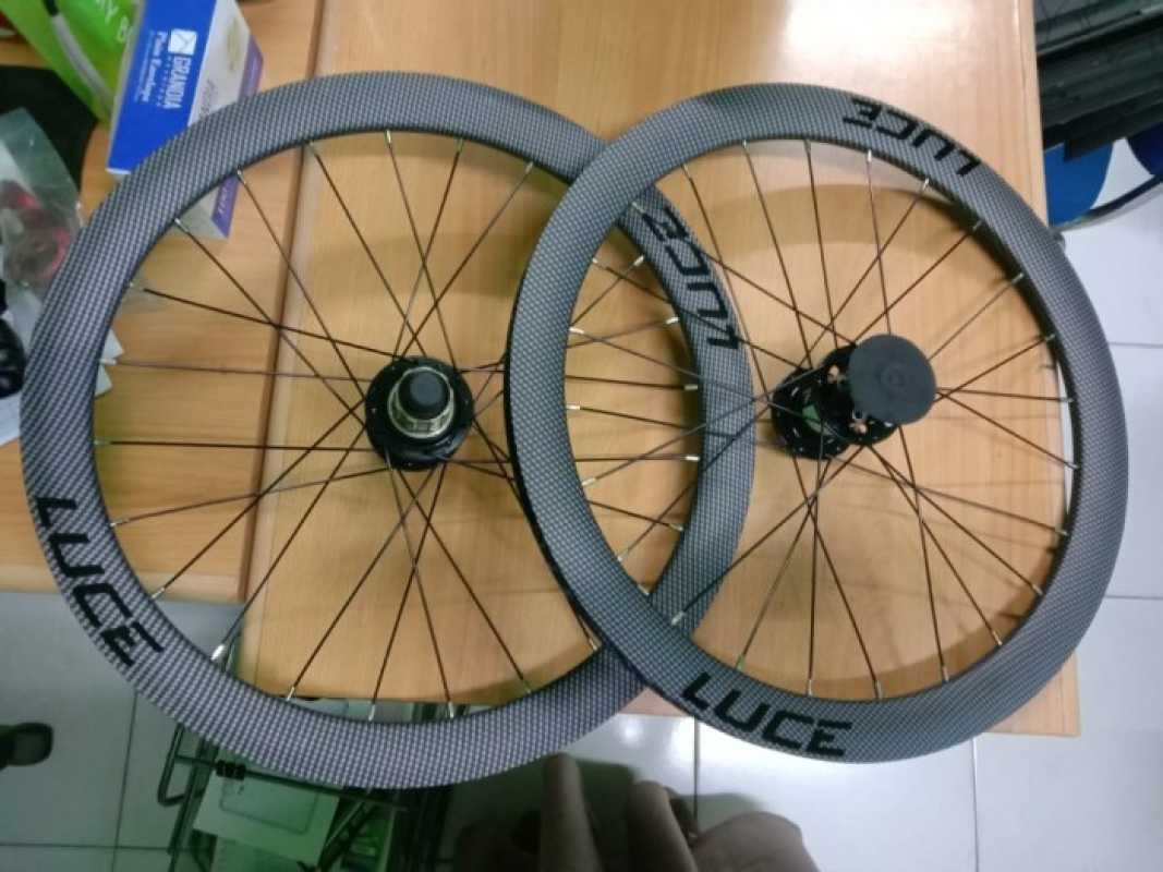Wheelset carbon sepeda clearance lipat