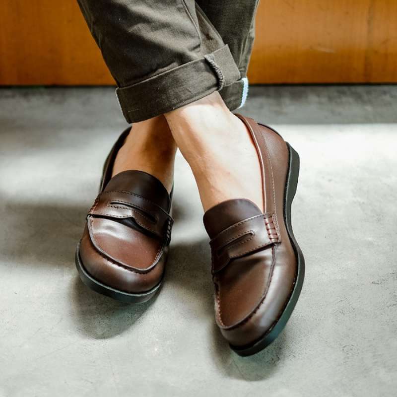 Promo Sepatu Loafers Pria Kasual Klasik Kuliah Kerja Santai