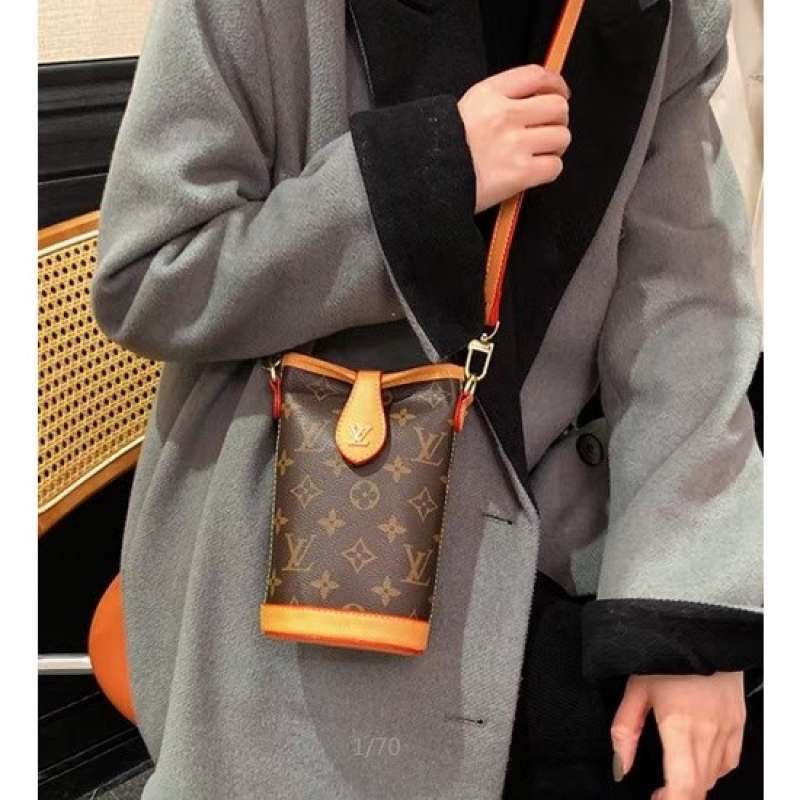 Handphone sales sling bag