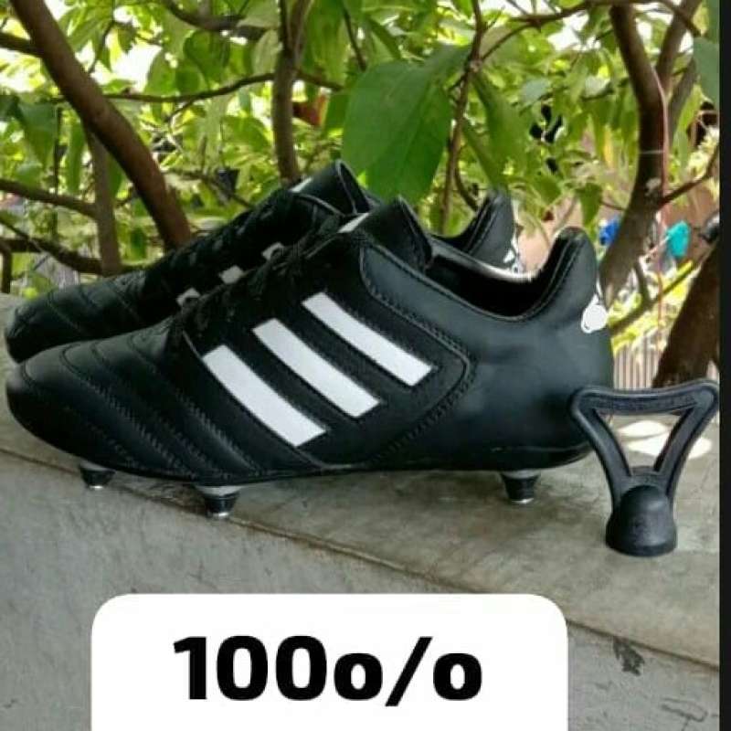 Sepatu bola shop adidas ace 15.1