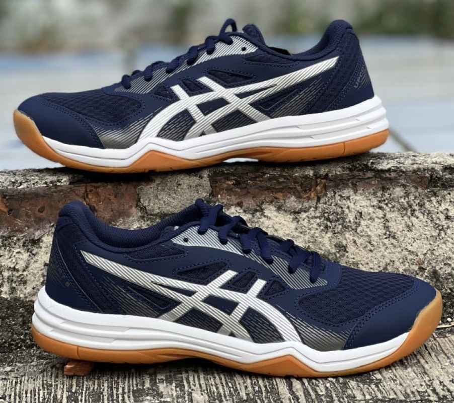Sepatu volly deals asics tiger