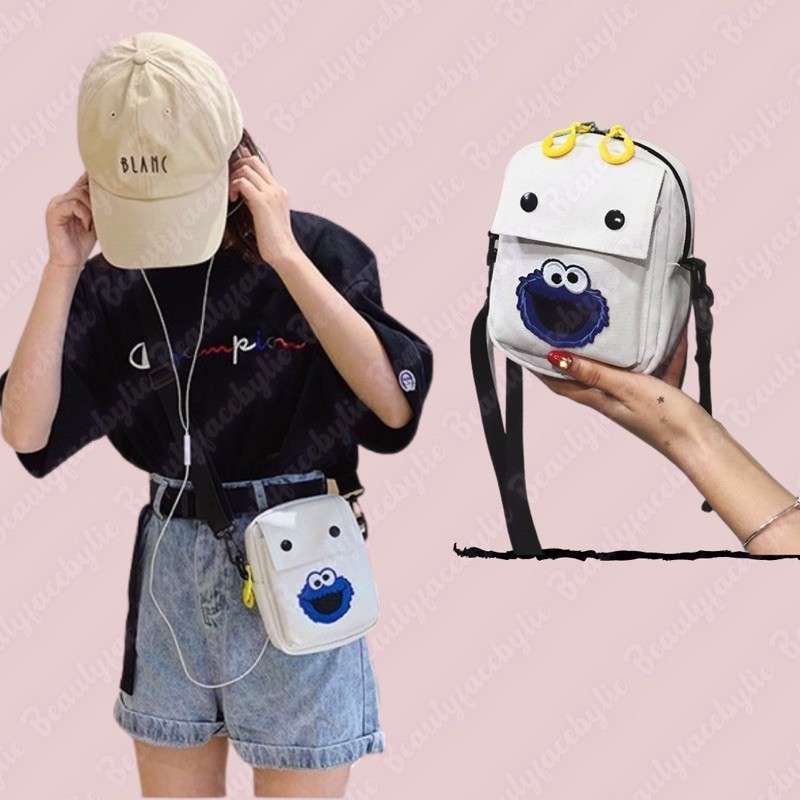 Jual Tas Selempang Canvas Sling Bag Elmo Import Putih di Seller