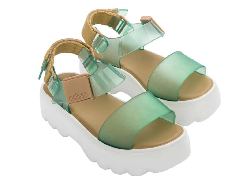 MELISSA ORIGINAL STORE 100 KICK OFF SANDAL AD 1