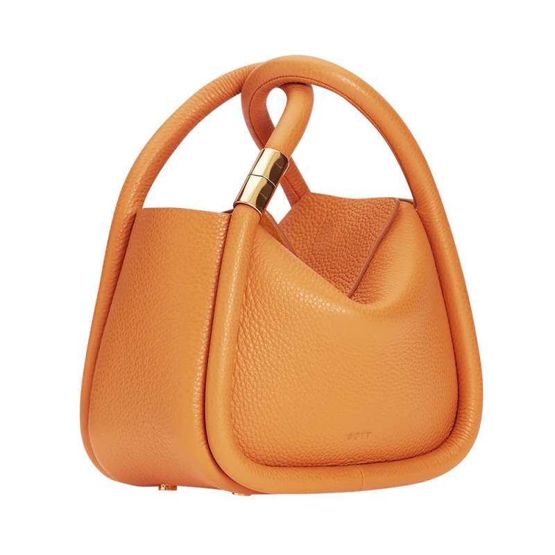 Jual Boyy Wonton 20 Pebble Leather Bag Apricot di Seller voila.id