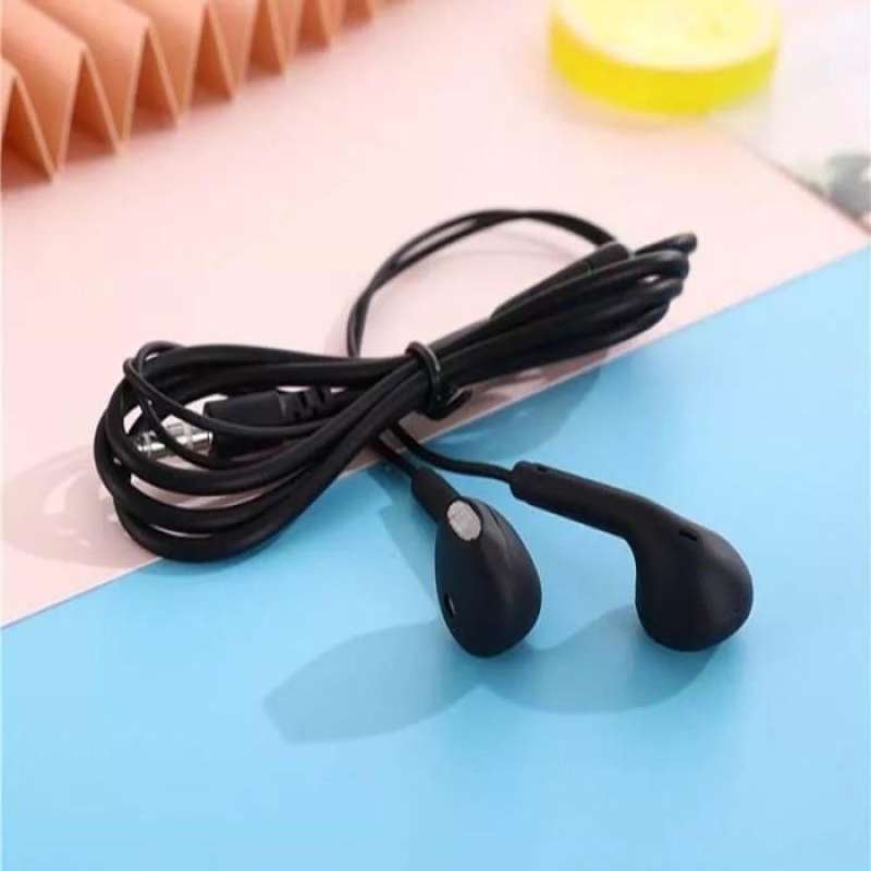 Handsfree u19 macaron 2025