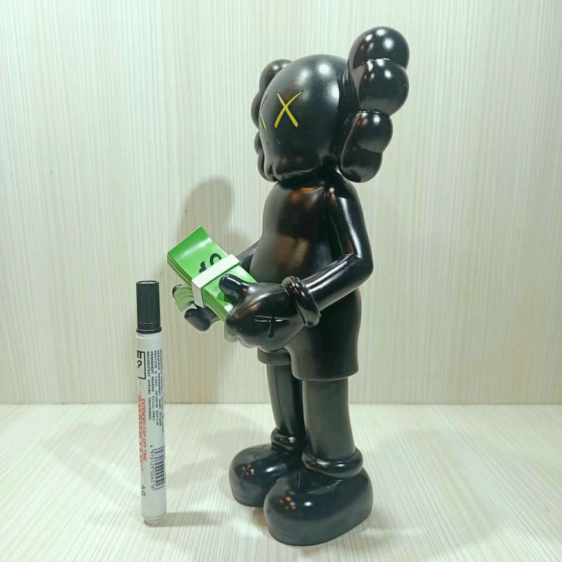 Jual kaws best sale toys