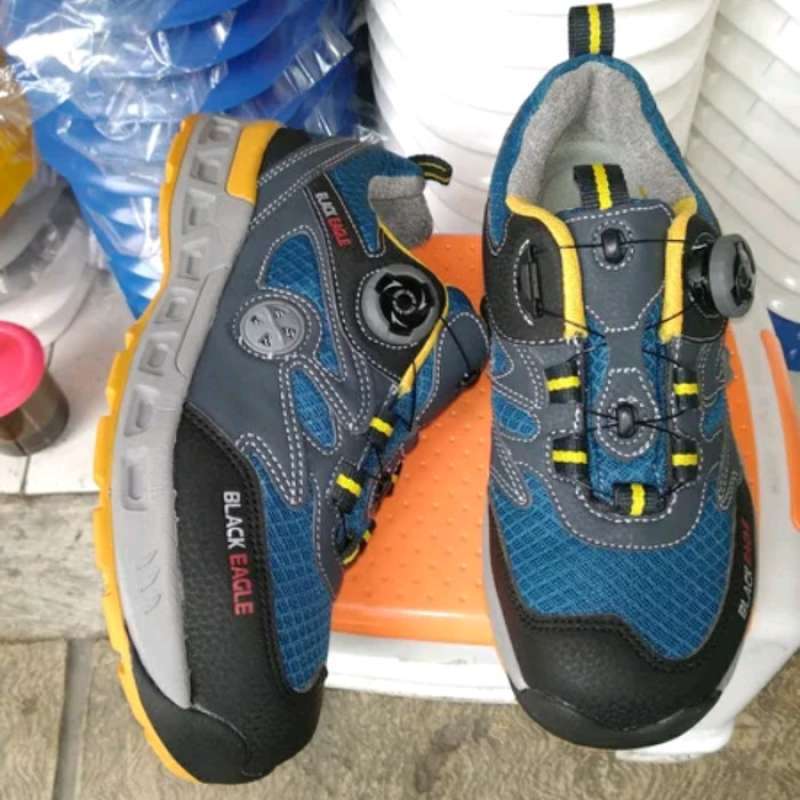 Black eagle safety shoes online
