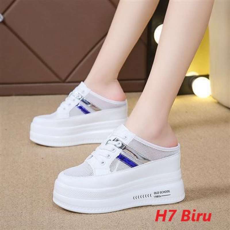 Sepatu sandal sale sneakers