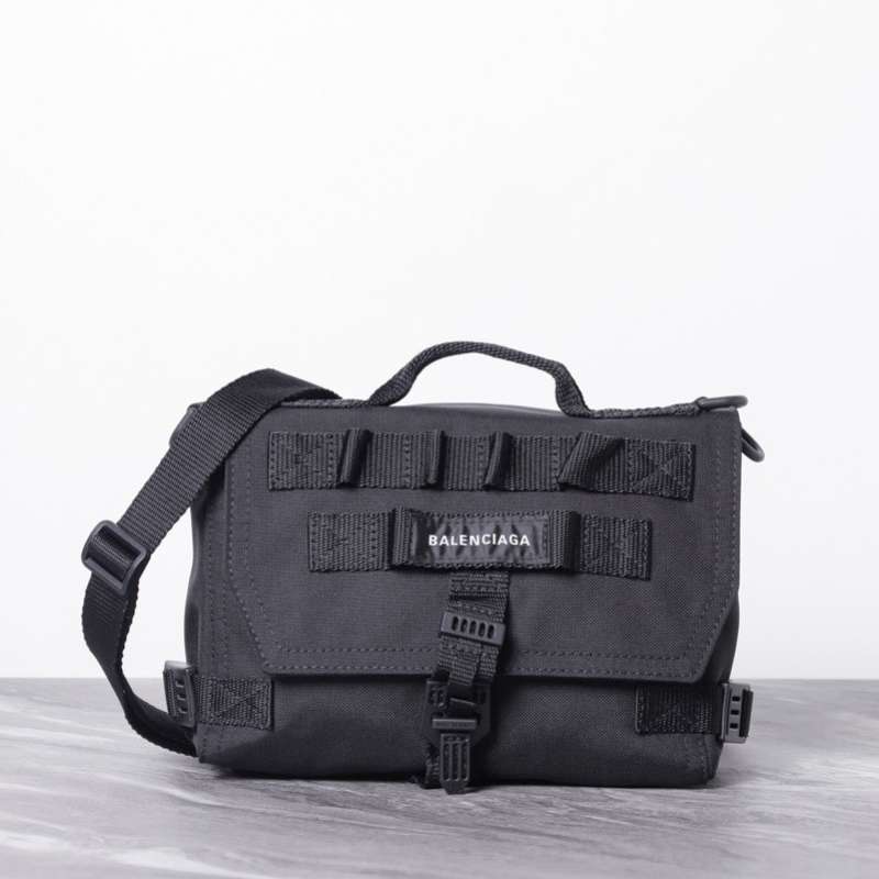Harga sling on sale bag balenciaga