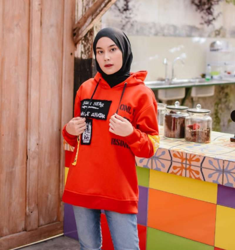 Maroon on sale sweater hoodie