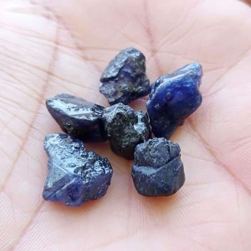 bahan batu safir