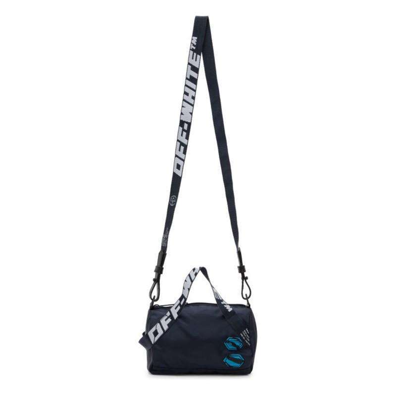 Duffle bag off white top