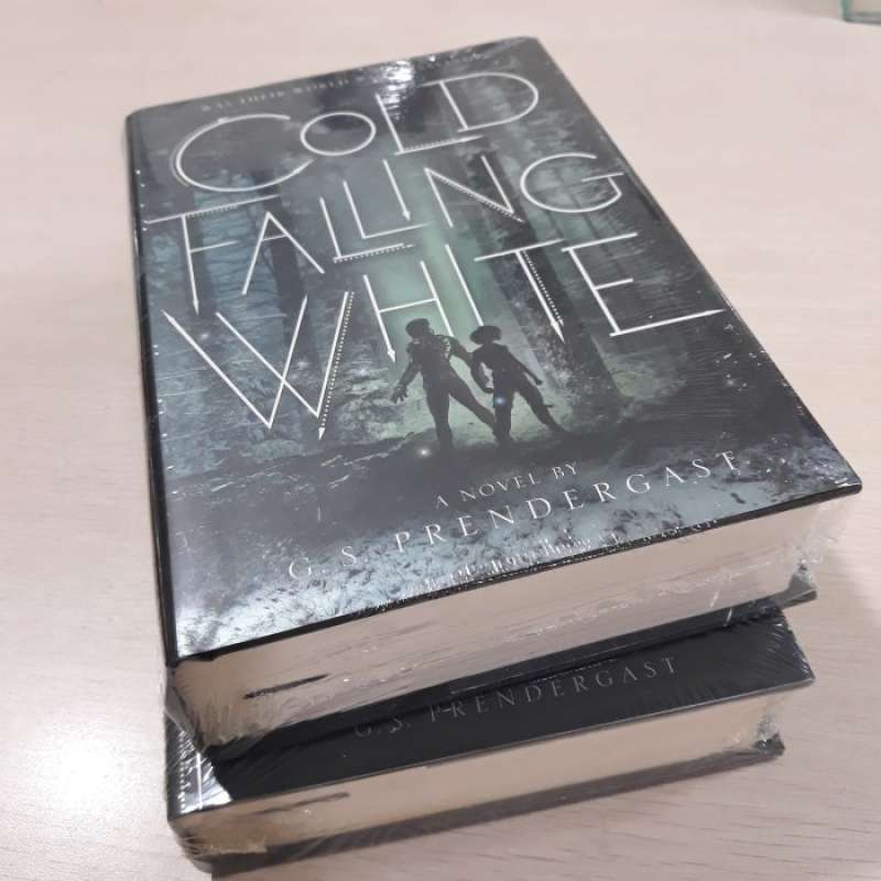  Cold Falling White (2) (The Nahx Invasions): 9781481481878:  Prendergast, G. S.: Books