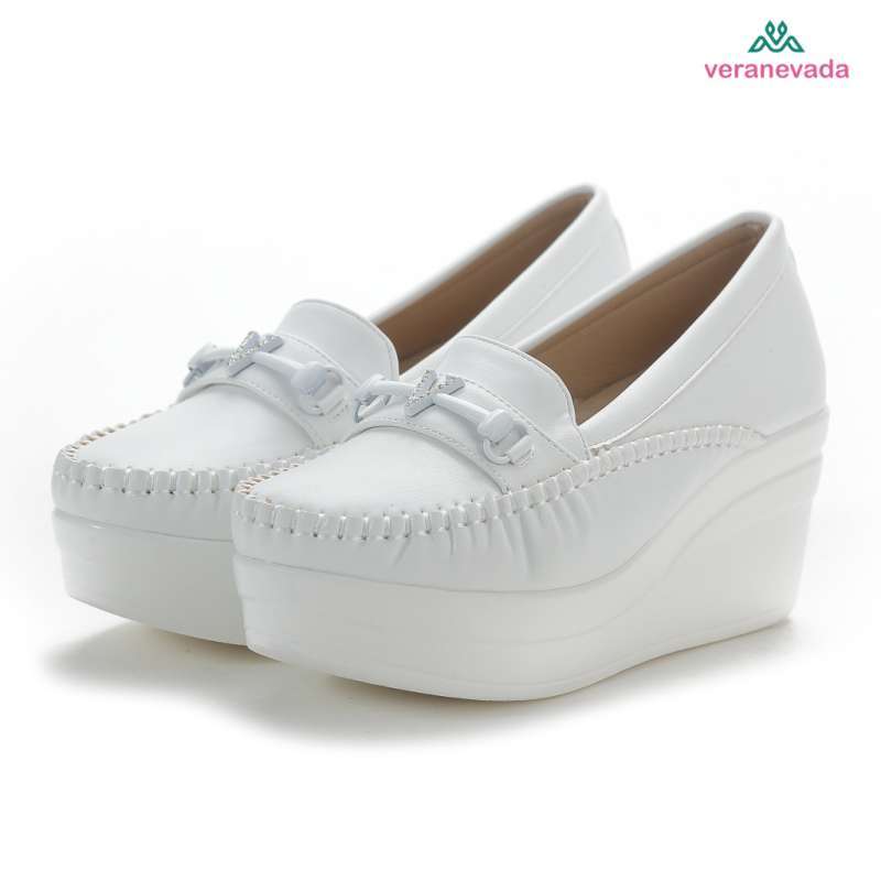 Sepatu wedges best sale