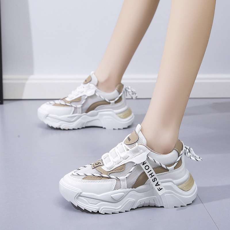 Sneakers perempuan hotsell