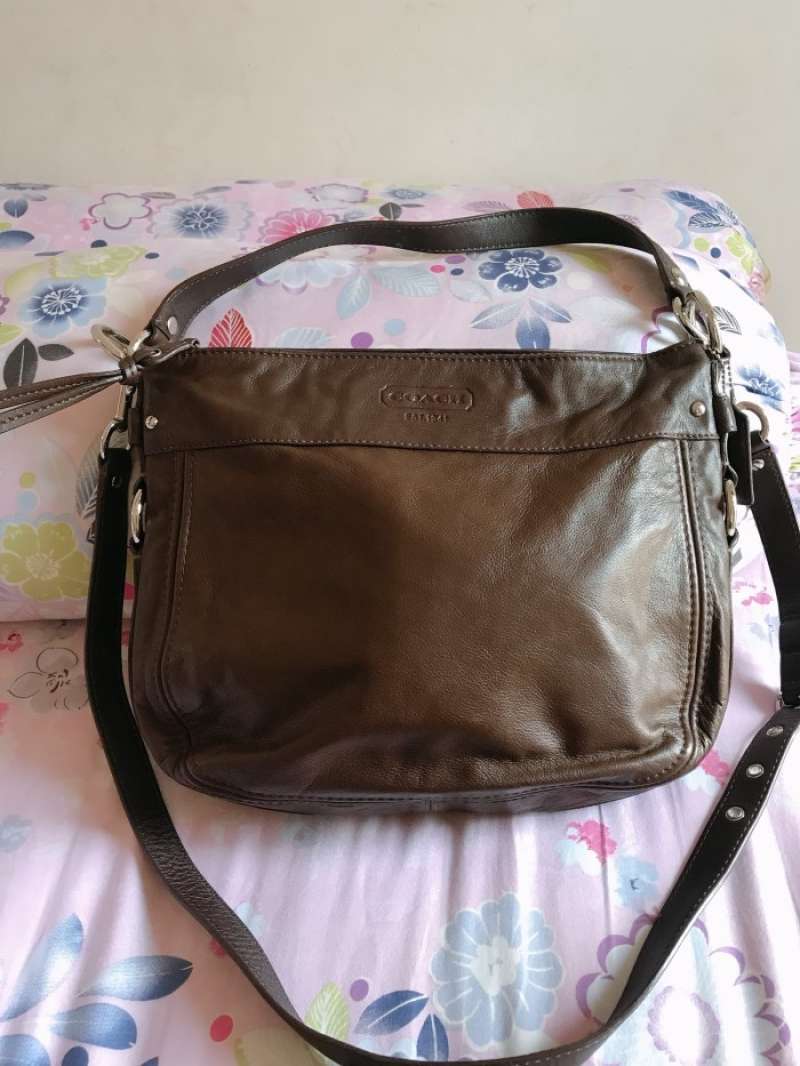 Coach vintage sling bag online