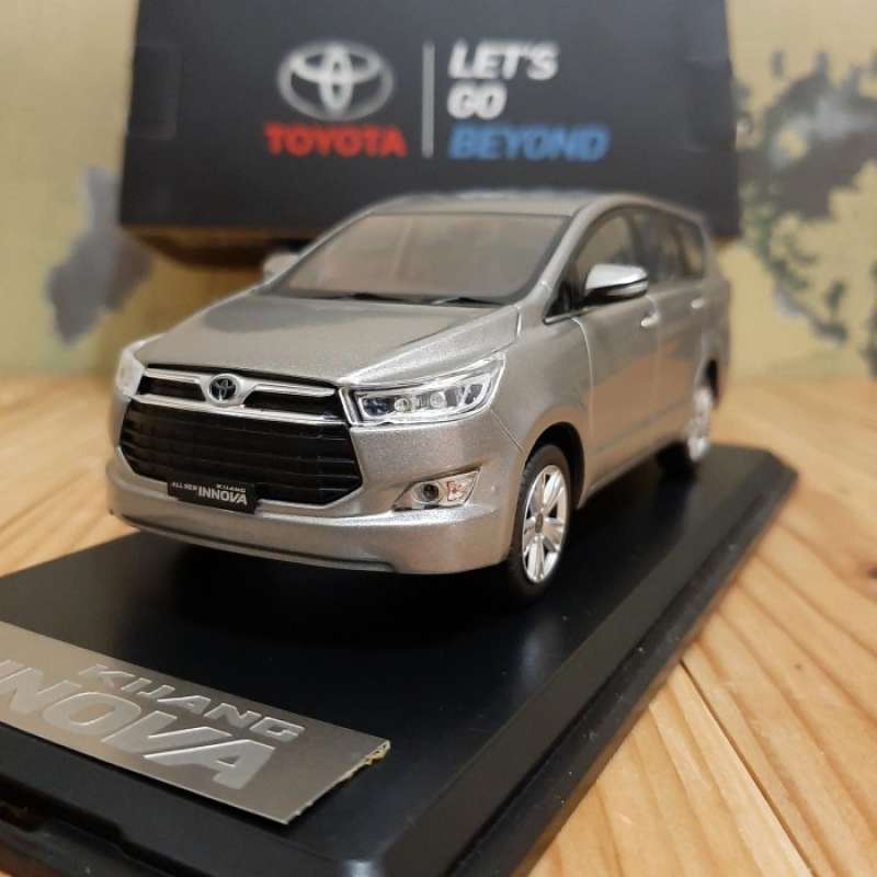 Diecast innova shop