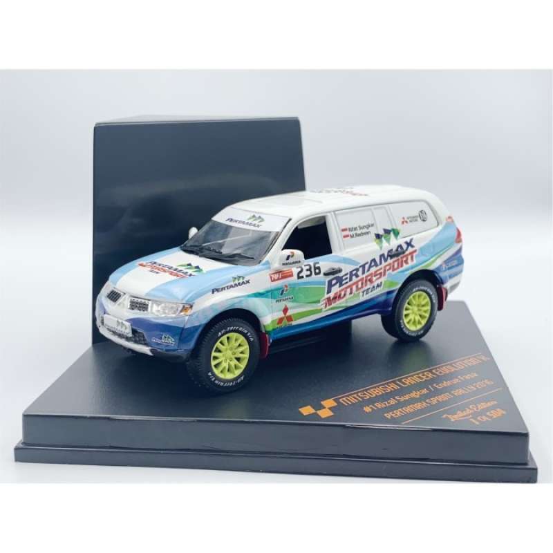 Diecast pajero sport on sale