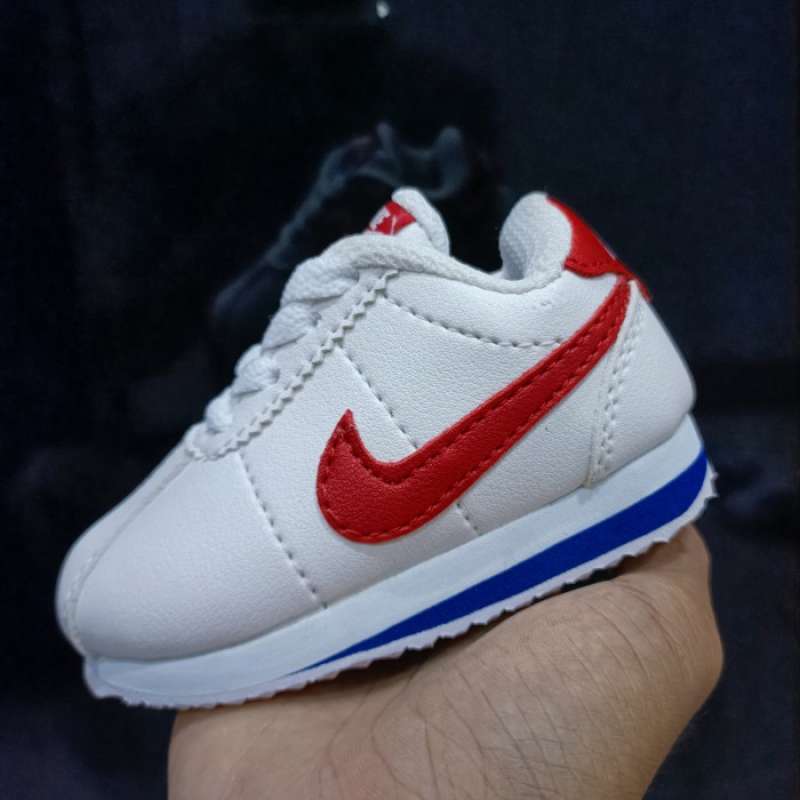 Nike cortez shop size 16